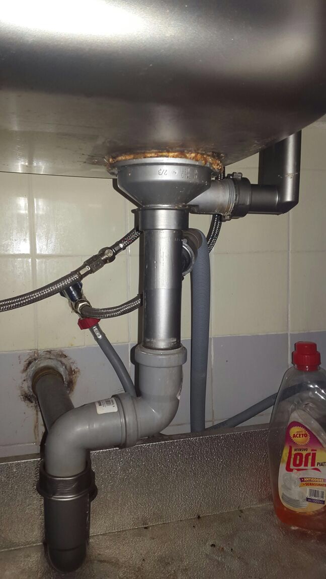 riparazione tubi di scarico